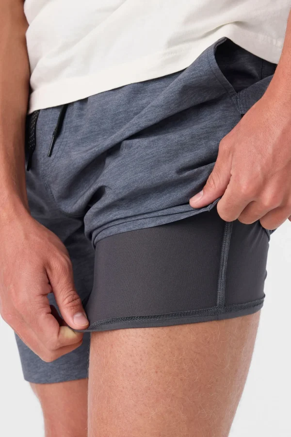 O’Neill Shorts^PERFORM LINED 17" ATHLETIC SHORTS HEATHER GRAPHITE